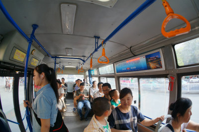 中国旅行記＠蘭州駅周辺、天水南路から路線バスで西驛（驿）国際青年旅舎、ユースホステルへ向かう
