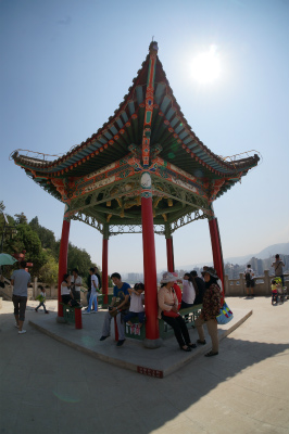 中国旅行記＠蘭州観光、白塔山公園の休憩所