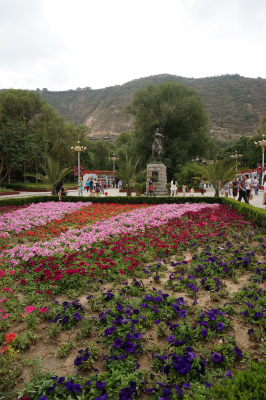 中国旅行記＠蘭州観光、五泉山公園入り口付近
