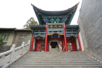 とまとじゅーす的中国旅行記＠蘭州観光、五泉山公園内にあるマニ寺を観光