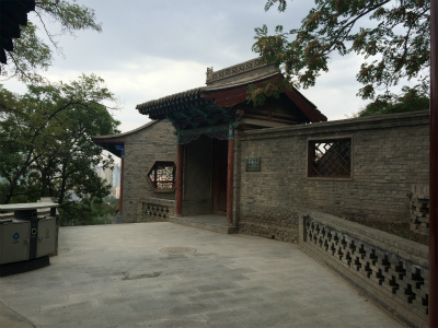 中国旅行記＠蘭州観光、五泉山公園内のマニ寺付近の風景
