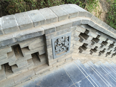 中国旅行記＠蘭州観光、五泉山公園の山道の欄干の彫刻