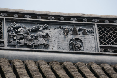 中国旅行記＠上海の観光名所、豫園傍にある上海城隍廟の屋根の装飾