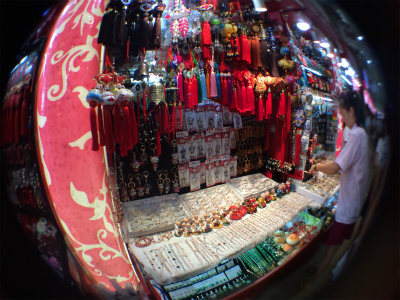 中国旅行記＠豫園老街・豫園商城を観光。お土産屋さんが沢山ある