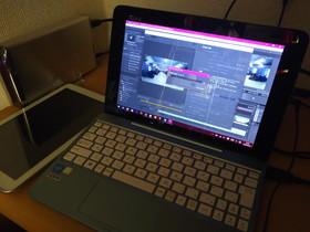 ASUSの2in1のノートパソコン、Transbook