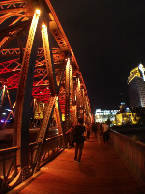 上海観光＠外灘・外白渡橋の夜景をタイムラプス撮影編