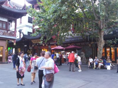 上海観光＠豫園の上海老城隍廟小吃広場でがっつり美食？炭水化物と肉を食す編