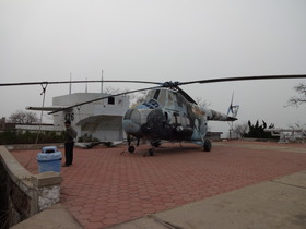 中国旅行記2017年＠大連・旅順観光、白玉山にある旅順海軍兵器館のヘリコプター