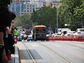 中国旅行記、大連観光＠興工街（兴工街）で201路の路面電車を撮り鉄。レトロなDL3000型