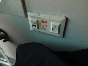 中国旅行記、大連観光＠大連の観光路線バスに乗ってみた。USBポートがついてました