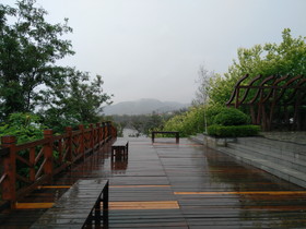 大連観光旅行＠雨の日の西山水庫（ダム）を観光というか散歩