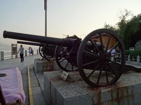 大連・旅順観光旅行＠旅順の軍港遊園にあるカノン砲