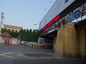 丹東観光＠丹東、鴨緑江に架かる中朝友誼橋