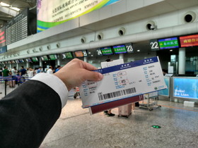 中国旅行記＠大連観光、周水子国際空港の春秋航空のカウンター